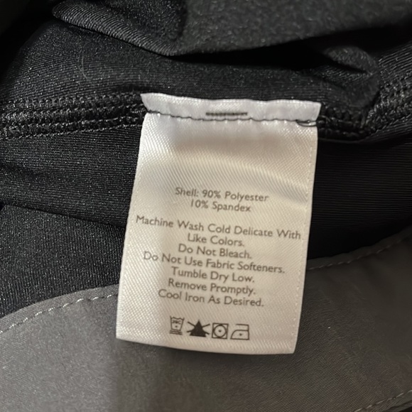 Eddie Bauer Gray Skort Size 10 - Picture 8 of 8